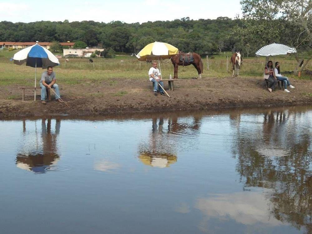 Hotel Fazenda Recanto Do Monte Alegre 皮拉茹 外观 照片